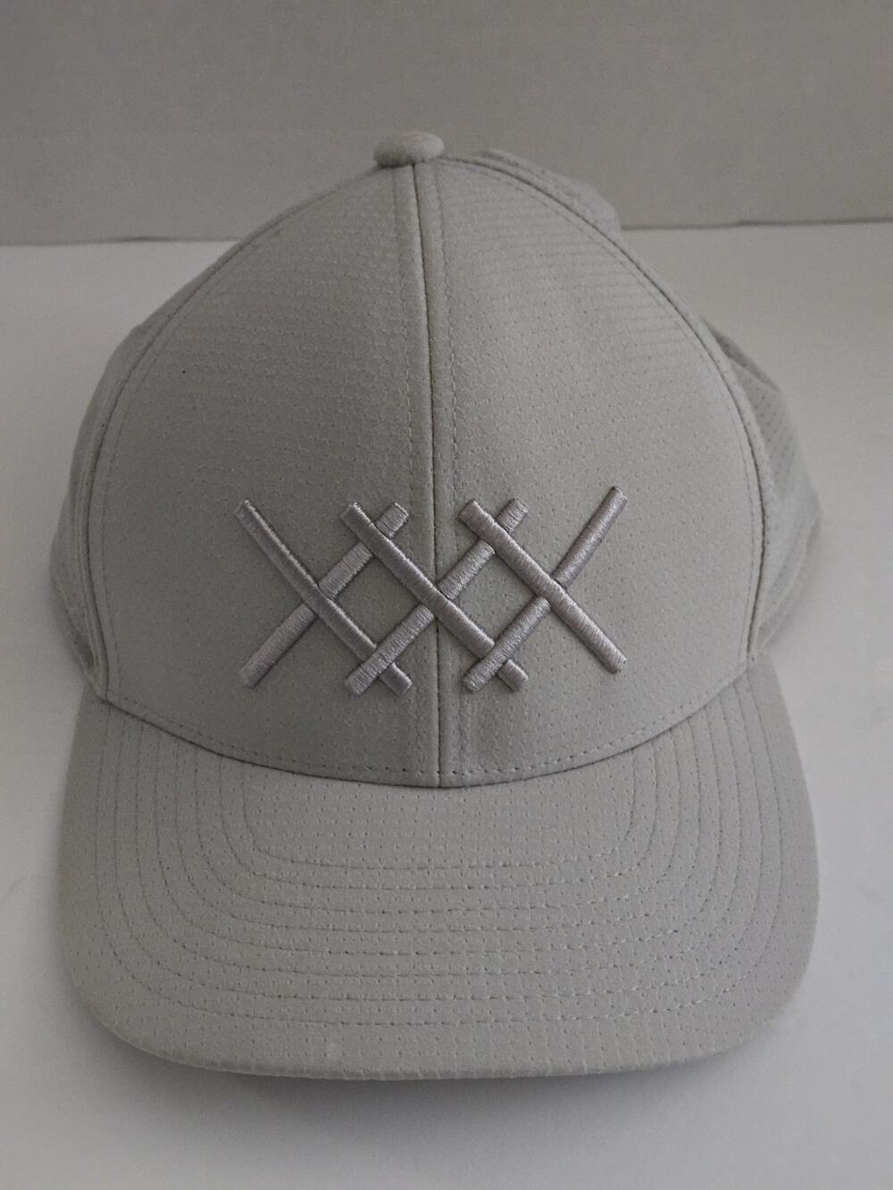 RHONE Change Up Golf Performance Hat Cap Gray Snap Back Classic Sports USA Beach